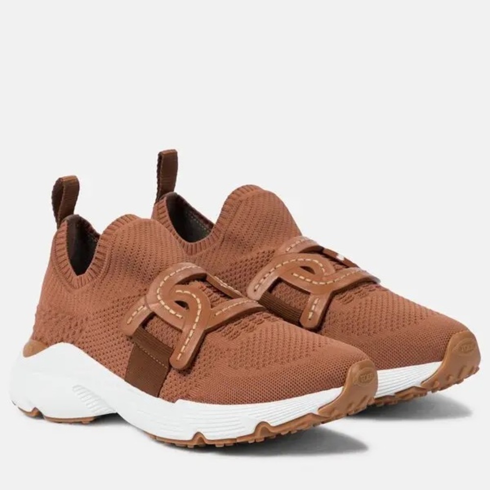 Tod’s Kate Sneakers in Technical Fabric in Brown